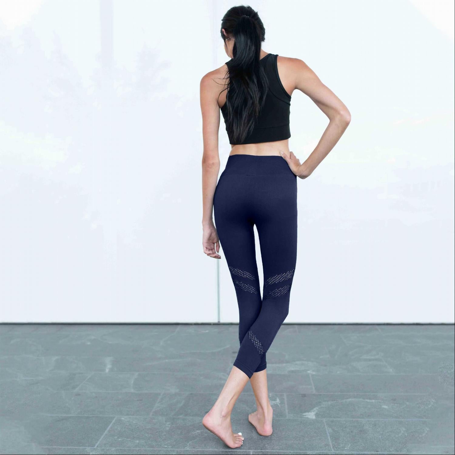 Active Vented Mesh Design Capri Fitness Leggings Musa