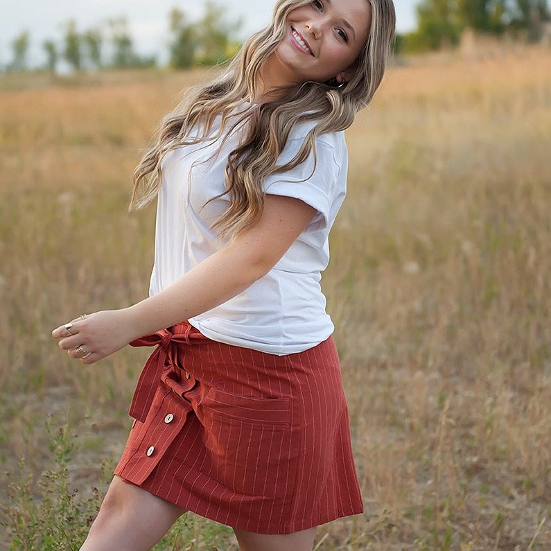 Coconut button Stripe Woven Skirt With Belt in Rust